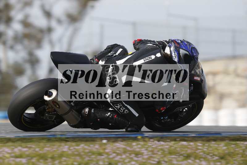 /Archiv-2024/02 29.01.-02.02.2024 Moto Center Thun Jerez/Gruppe rot-red/backside